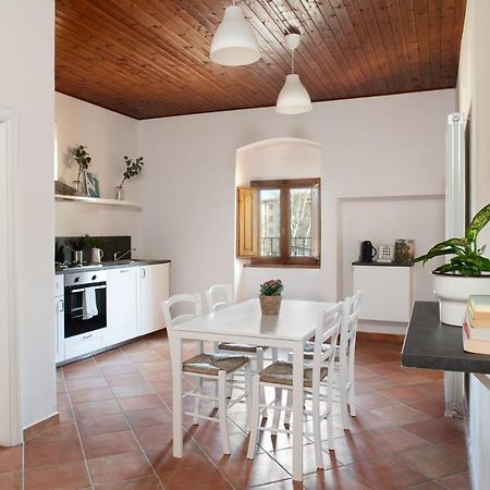 Borgo Hospitality Lägenhet San Piero a Sieve Exteriör bild