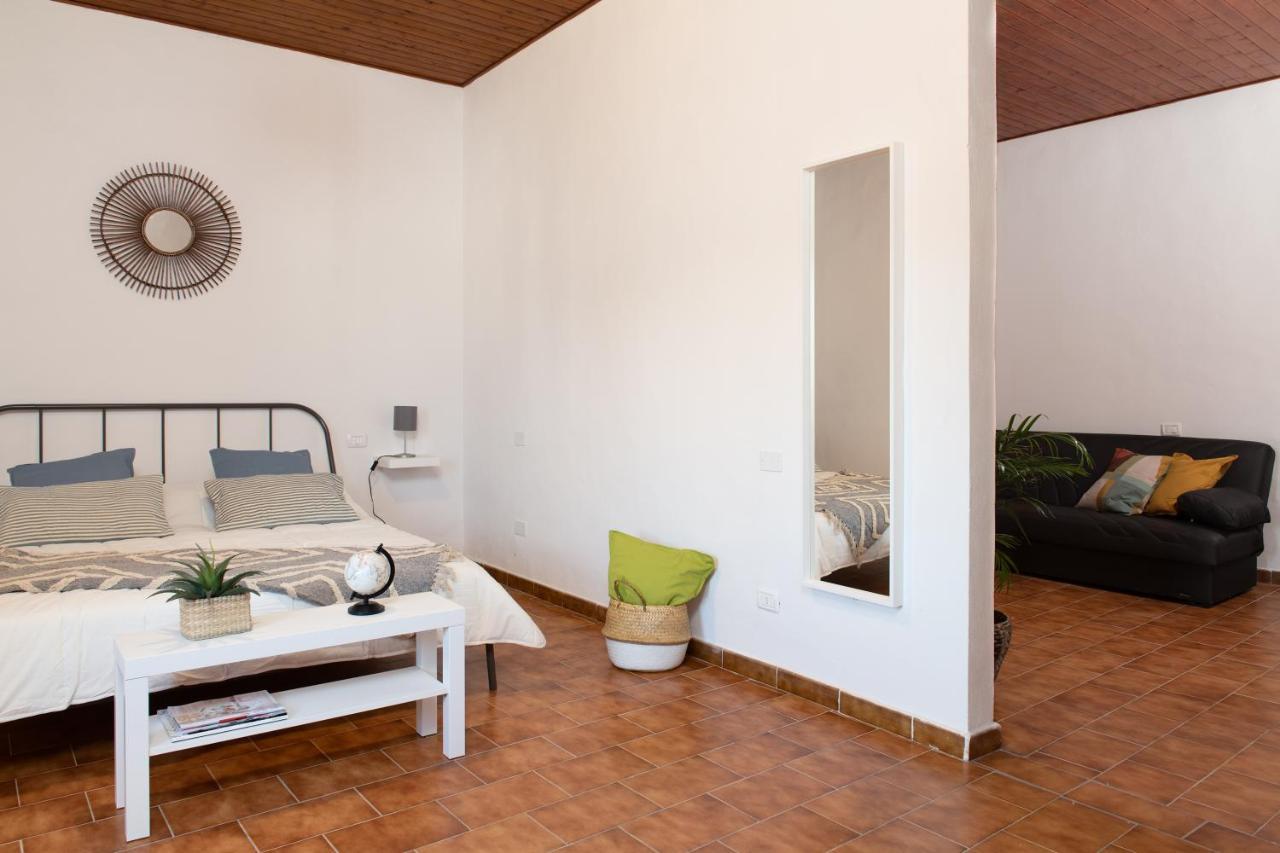 Borgo Hospitality Lägenhet San Piero a Sieve Exteriör bild